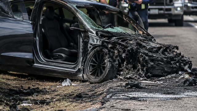 Fatal Tesla Crash Sparks Federal Investigation in Texas