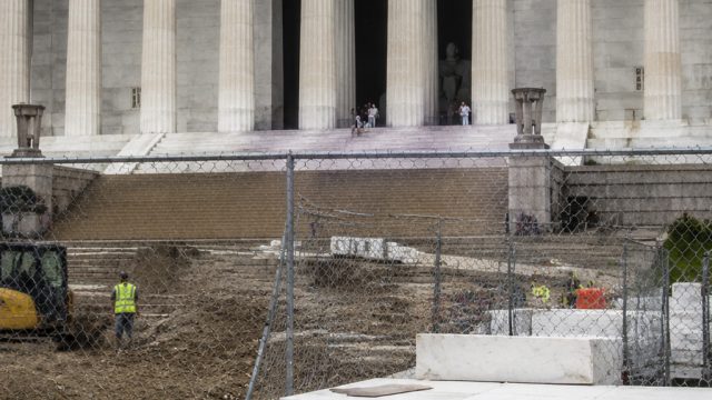 Controversy Erupts Over Federal Contract for Lincoln Memorial Repairs