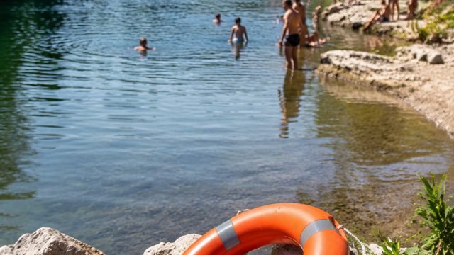Tragic Drownings in France Highlight Swimming Safety Amid Heatwave