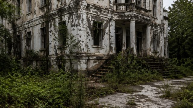Urgent Steps Needed to Tackle Abandoned State Properties | canadian online casinos with no deposit b